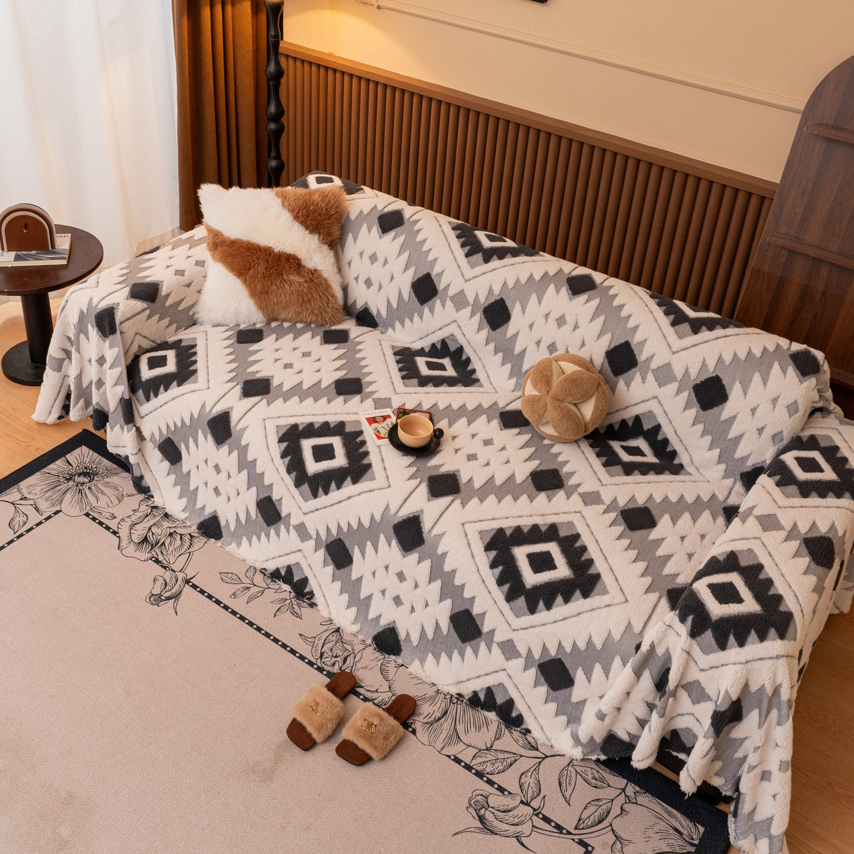Bohemian Tufted Sofa Cover, Soft Sherpa Fleece Throw Blanket with 3D Aztec Geometric