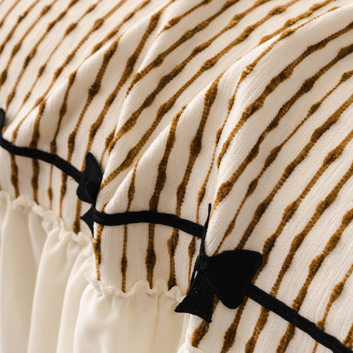 Ruffled Sofa Cover with Bowknot Decor, French Country Style Skirted Couch Slipcover