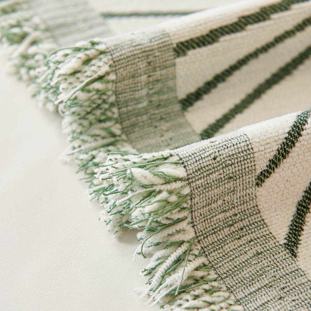 Dandelion Reversible Striped Couch Throw Cover for Living Room Pet Sofa Slipcovers Couch Protector