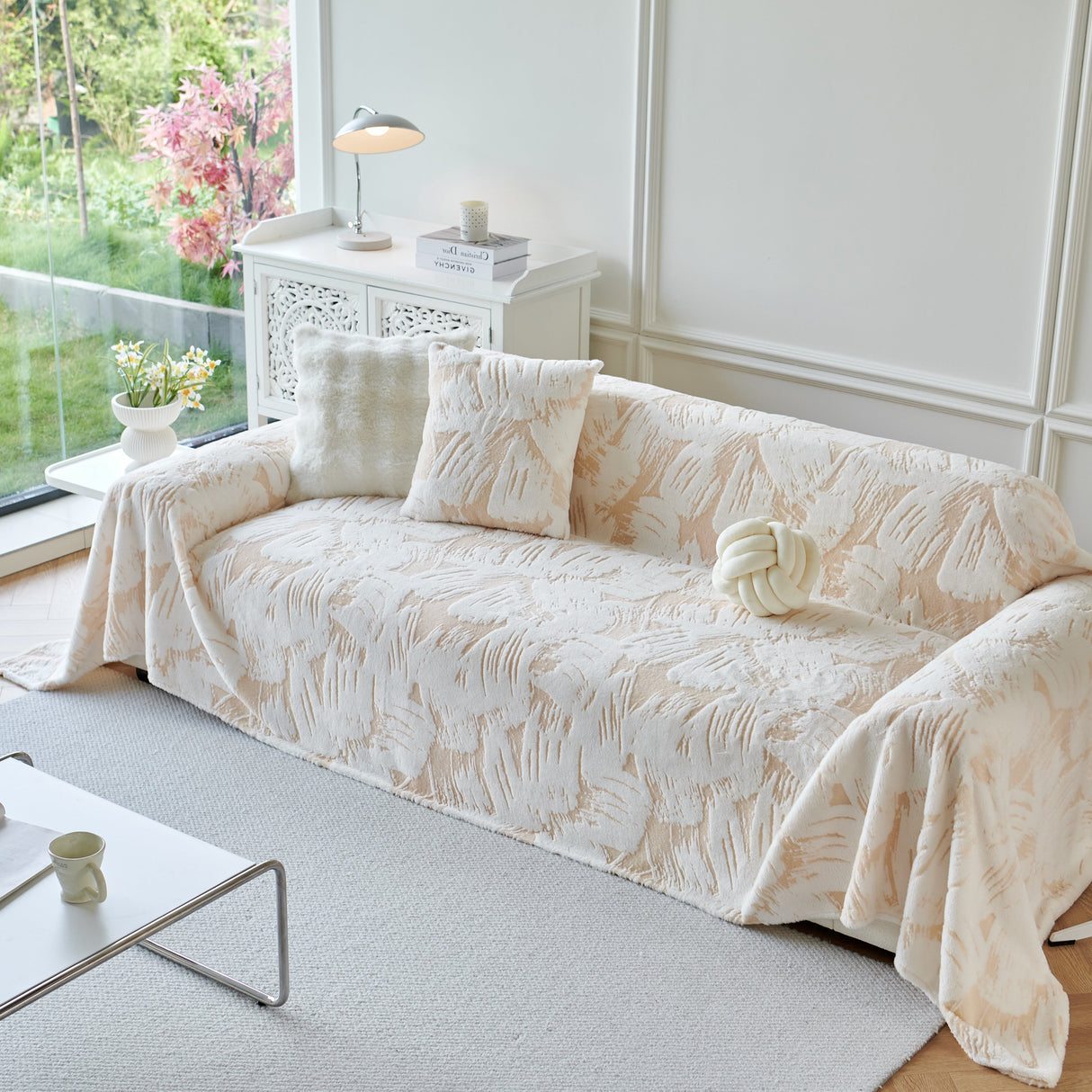 Plush Faux Fur Warm Sofa Cover with Waves Jacquard Textured Throw Blankets for Couch