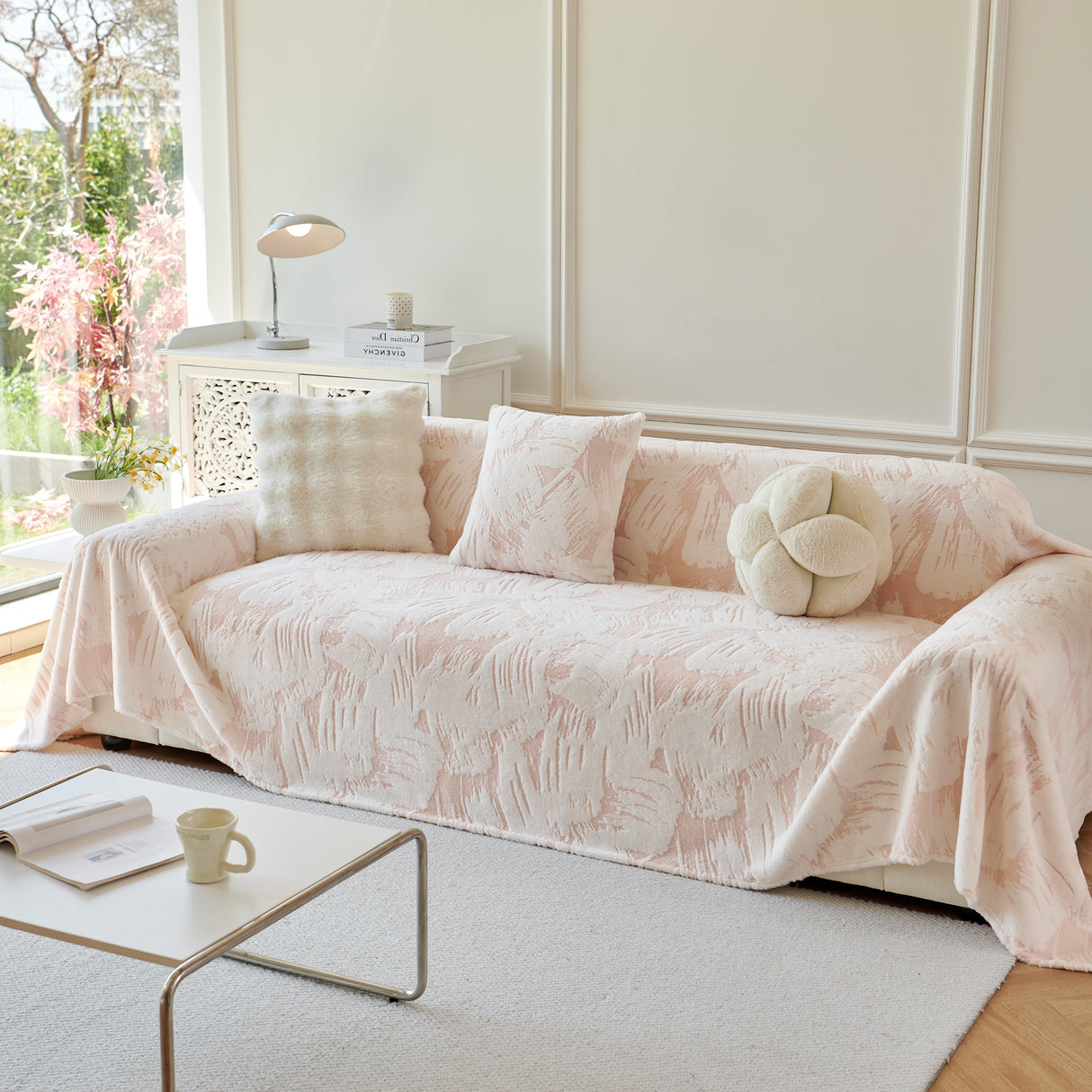 Plush Faux Fur Warm Sofa Cover with Waves Jacquard Textured Throw Blankets for Couch