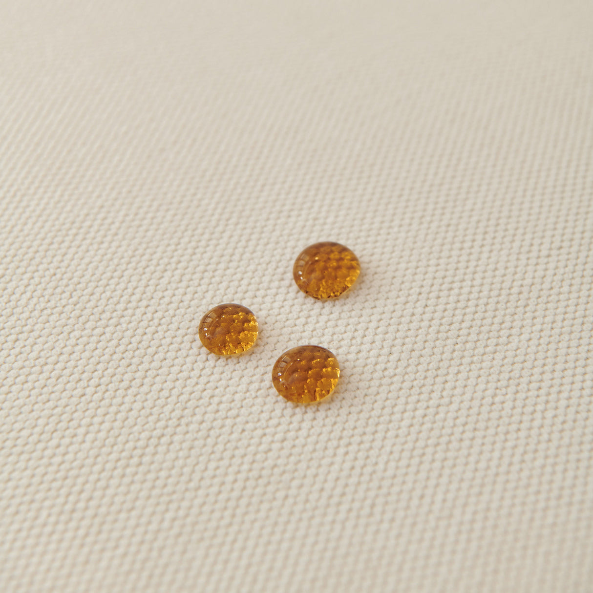 Waterproof Scratch Proof Sofa Protector Throw Blanket, Couch Cover for Pets & Kids