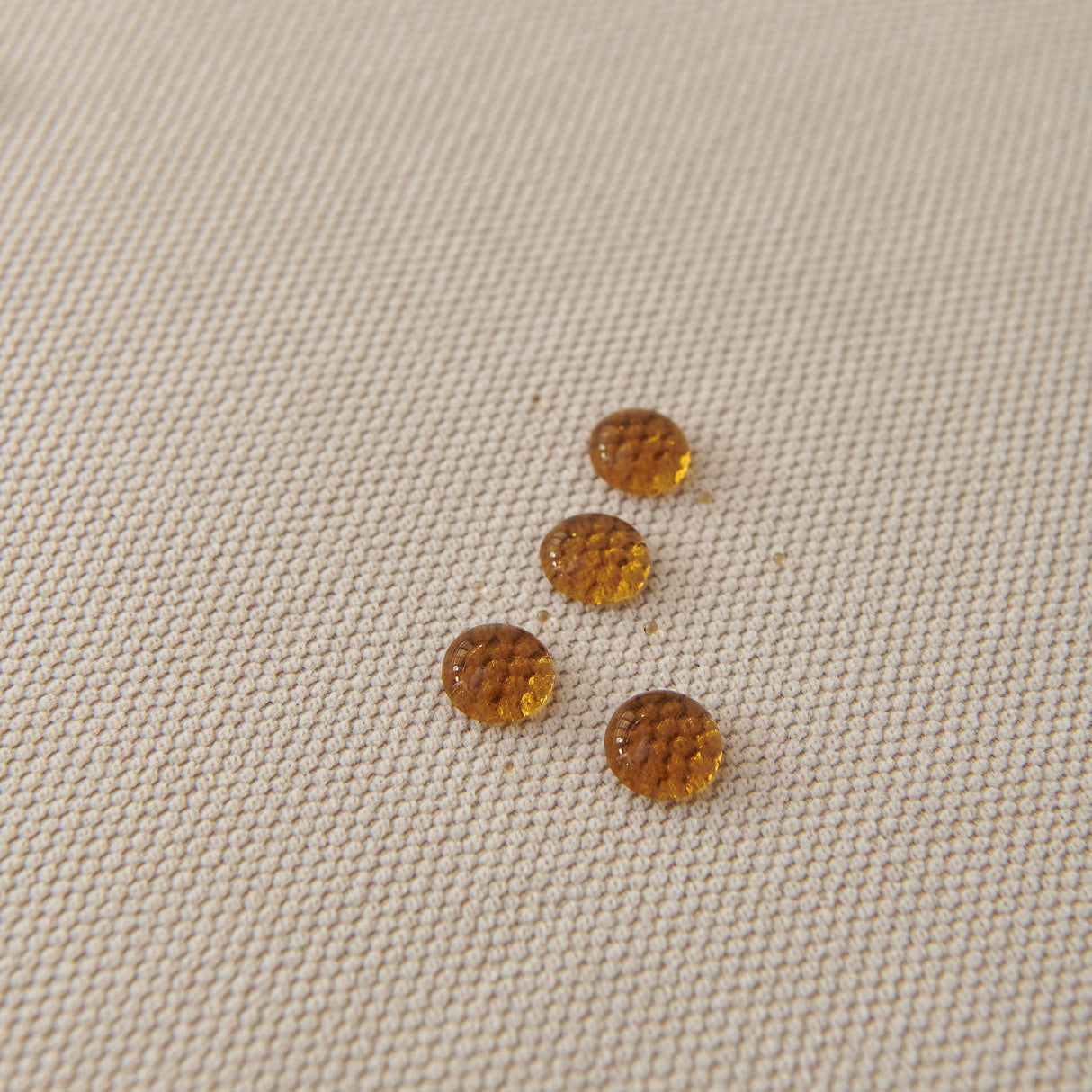 Waterproof Scratch Proof Sofa Protector Throw Blanket, Couch Cover for Pets & Kids