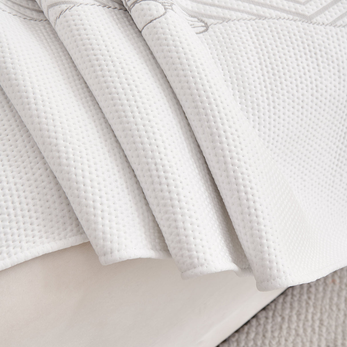 Cool Summer Blanket for Couches Soft Comfy Lightweight Cooling Sofa Blankets Cover