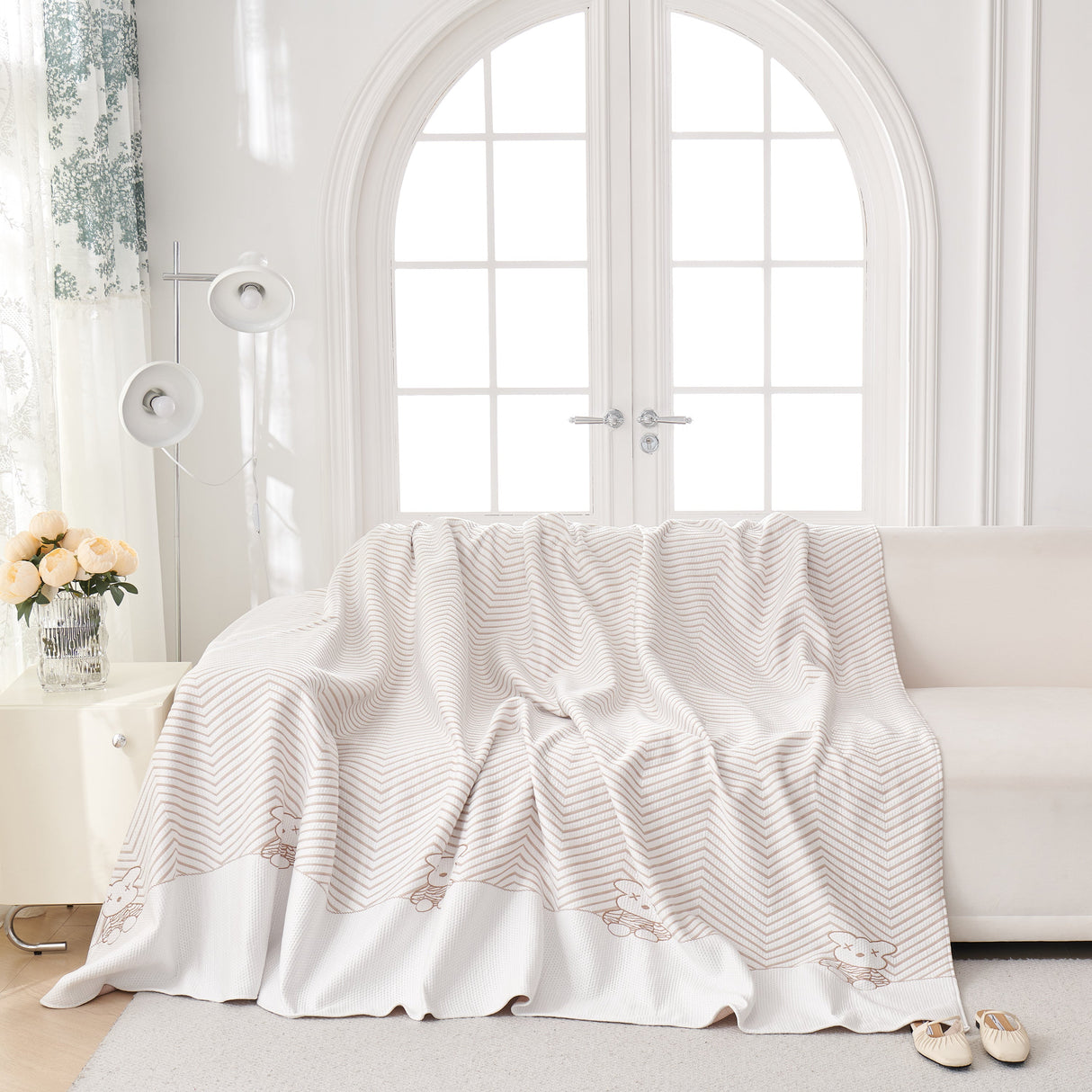 Cool Summer Blanket for Couches Soft Comfy Lightweight Cooling Sofa Blankets Cover