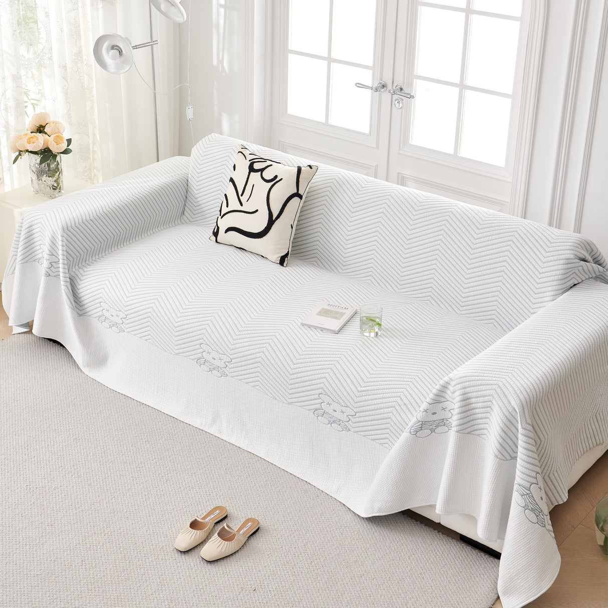 Cool Summer Blanket for Couches Soft Comfy Lightweight Cooling Sofa Blankets Cover