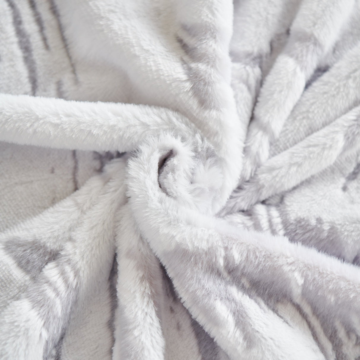 Plush Faux Fur Warm Sofa Cover with Waves Jacquard Textured Throw Blankets for Couch