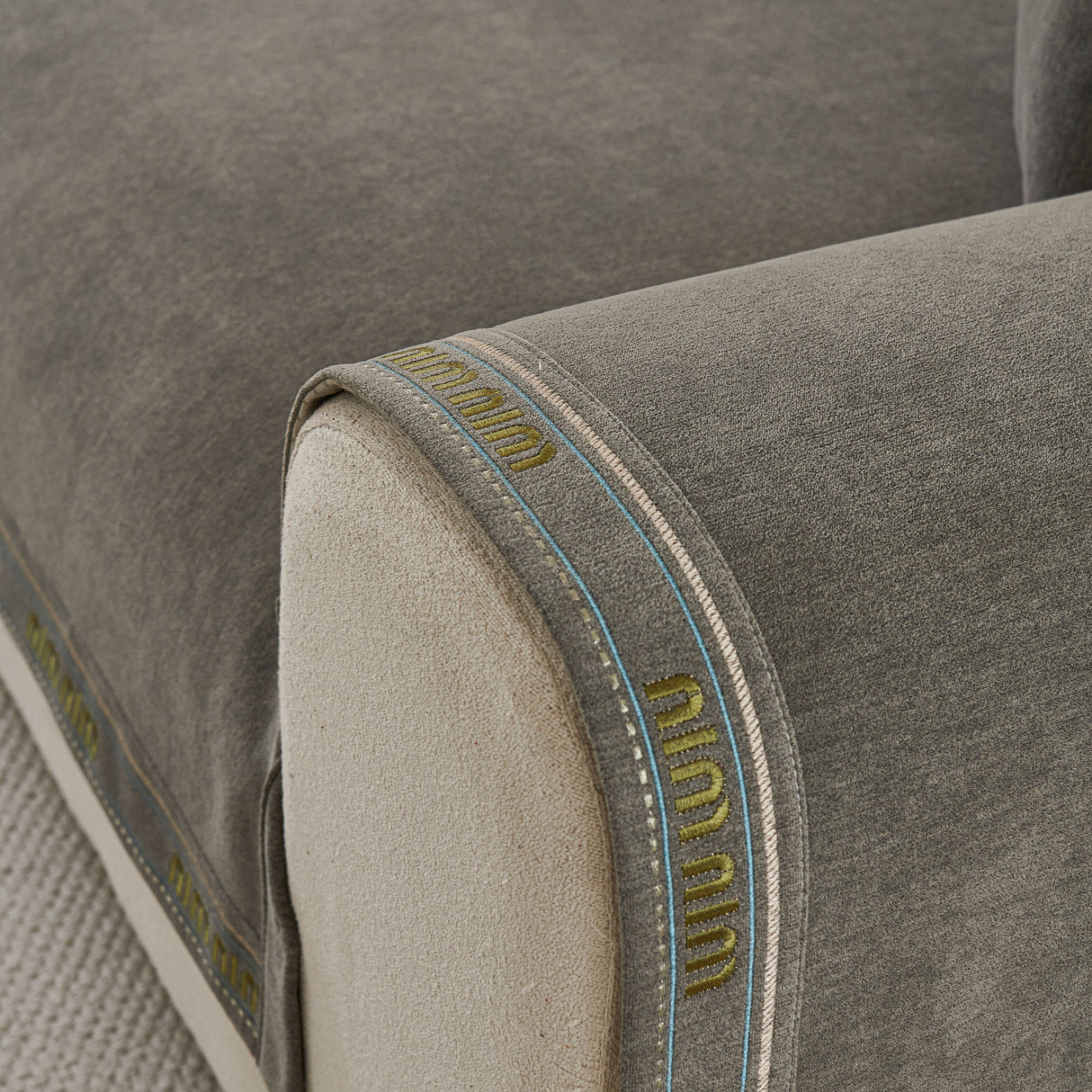 Chenille Sofa Cover Pet Mat, Non-Slip Couch Protector for Sectional & L-Shaped Sofas