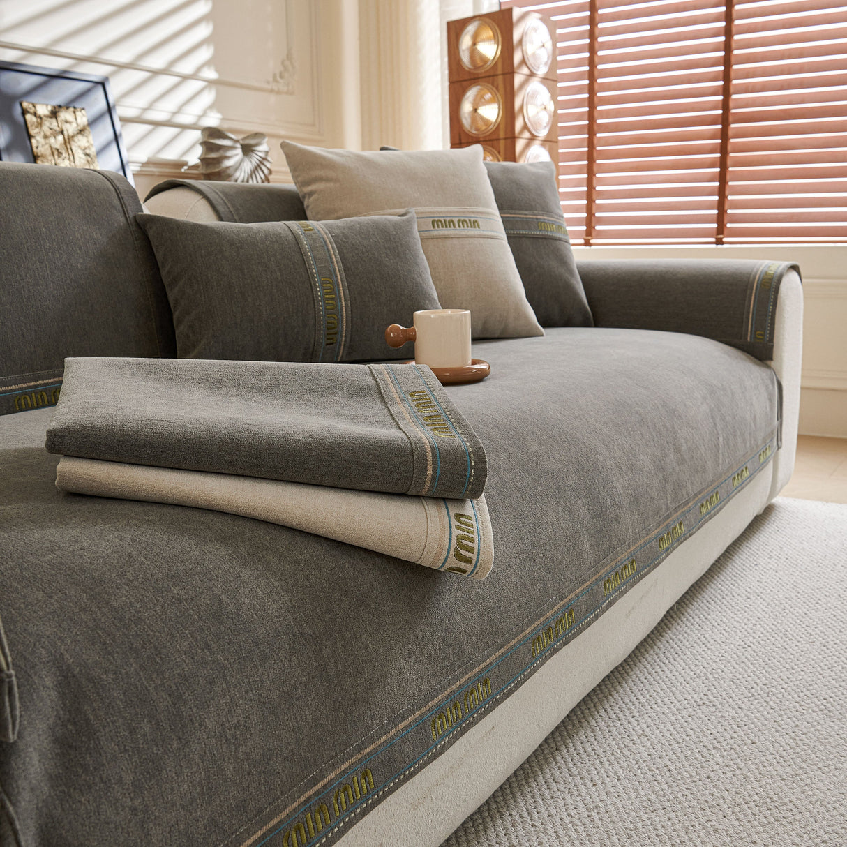 Chenille Sofa Cover Pet Mat, Non-Slip Couch Protector for Sectional & L-Shaped Sofas