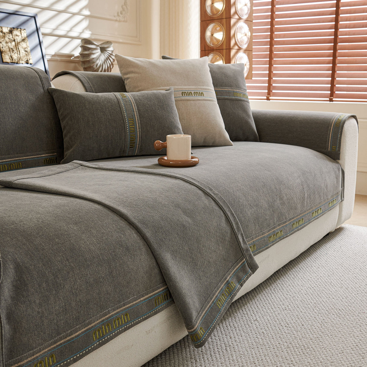 Chenille Sofa Cover Pet Mat, Non-Slip Couch Protector for Sectional & L-Shaped Sofas