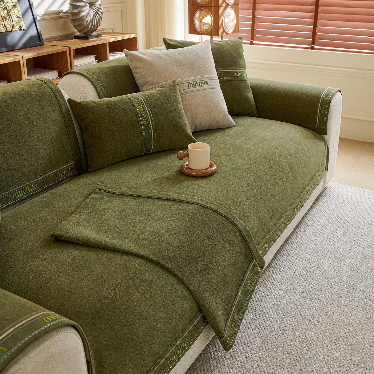 Chenille Sofa Cover Pet Mat, Non-Slip Couch Protector for Sectional & L-Shaped Sofas