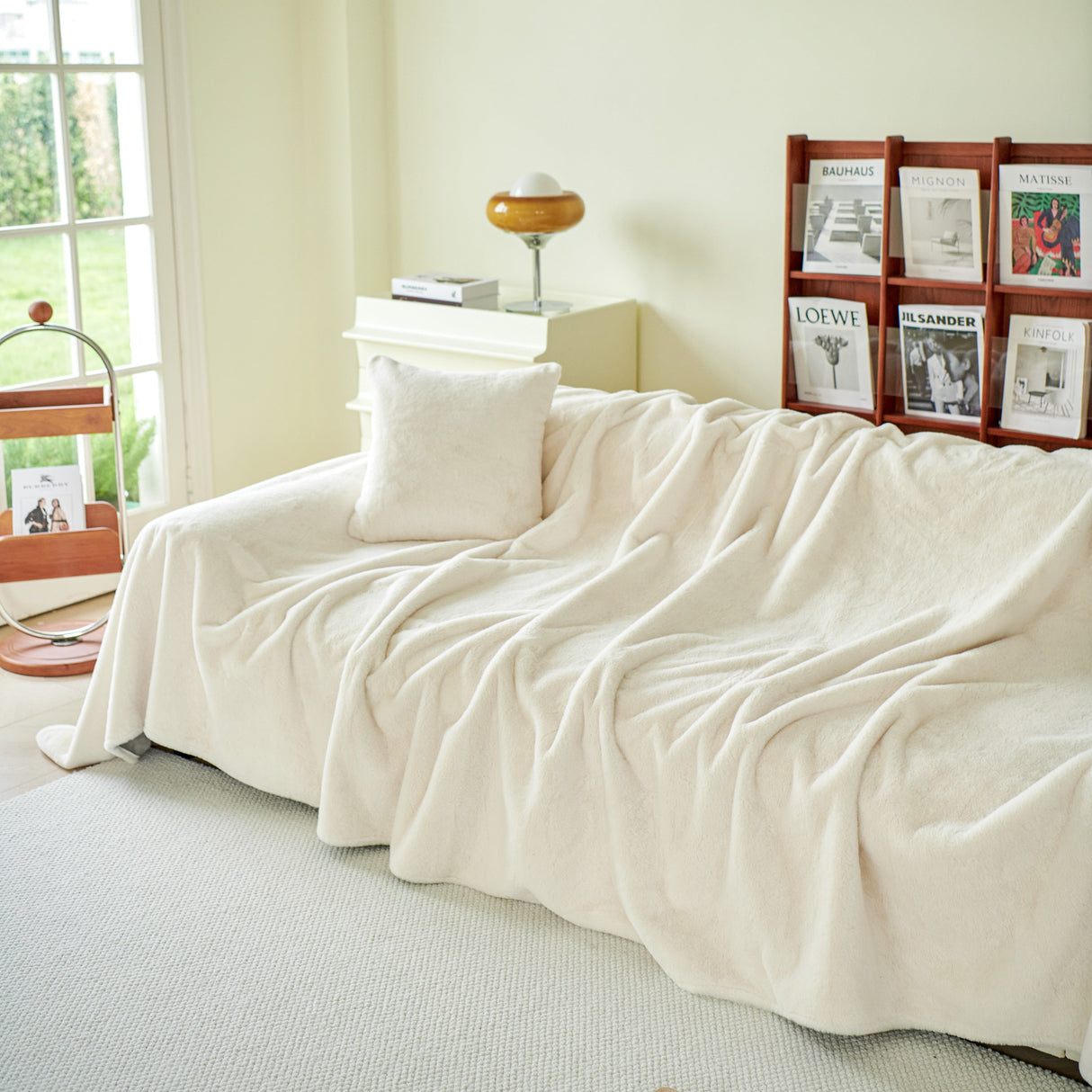 Faux Fur Smooth Plush Comfy Couch Covers, Soft Thicked Durable Blankets and Throws for Sofas