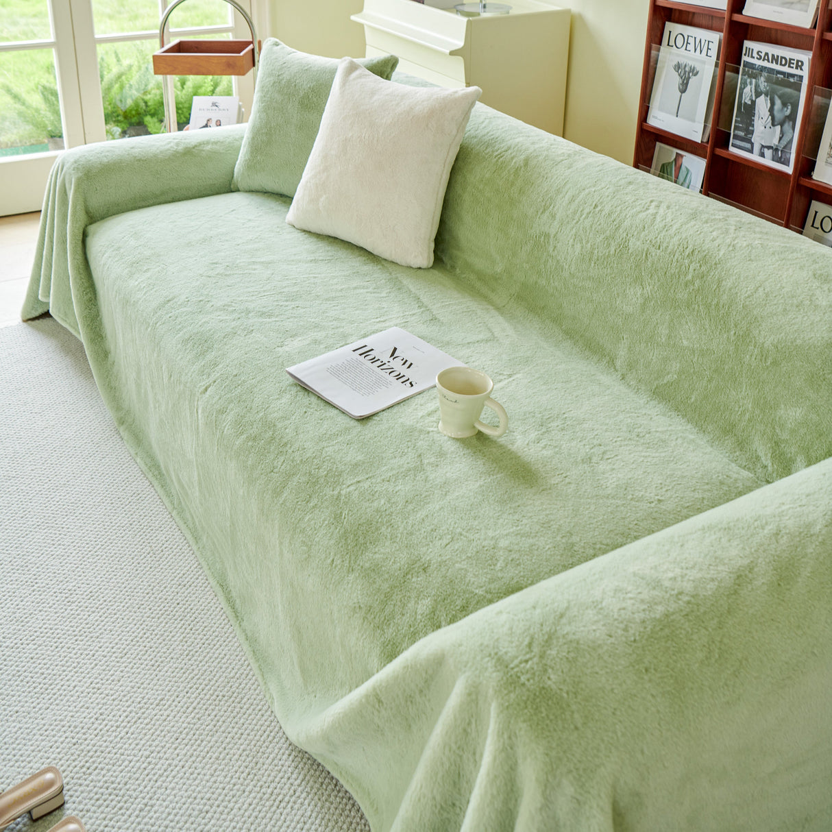 Faux Fur Smooth Plush Comfy Couch Covers, Soft Thicked Durable Blankets and Throws for Sofas