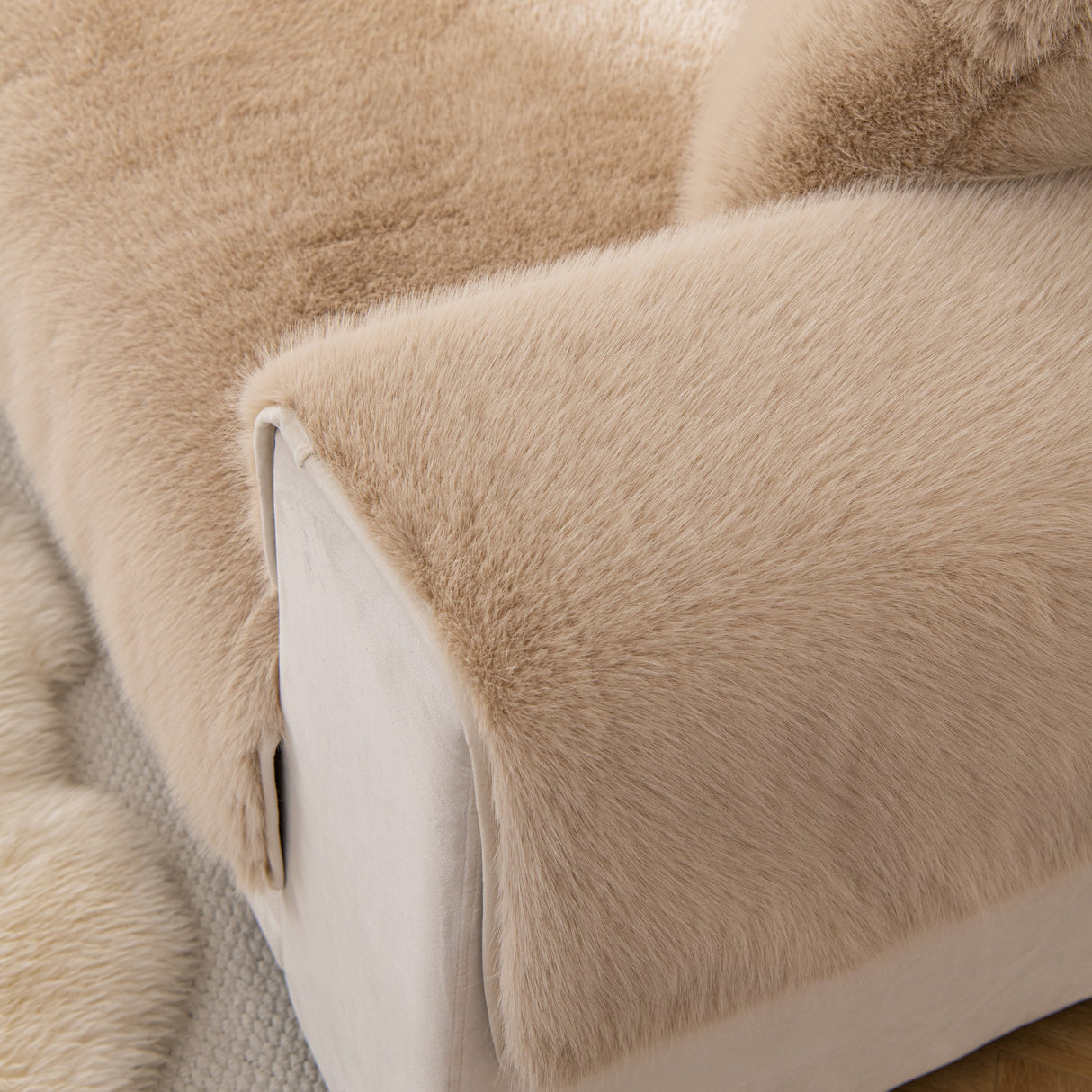 Faux Mink Velvet Luxury Fluffy Sofa Cushion, Winter Warm Thick Plush Non-slip Sofa Covers