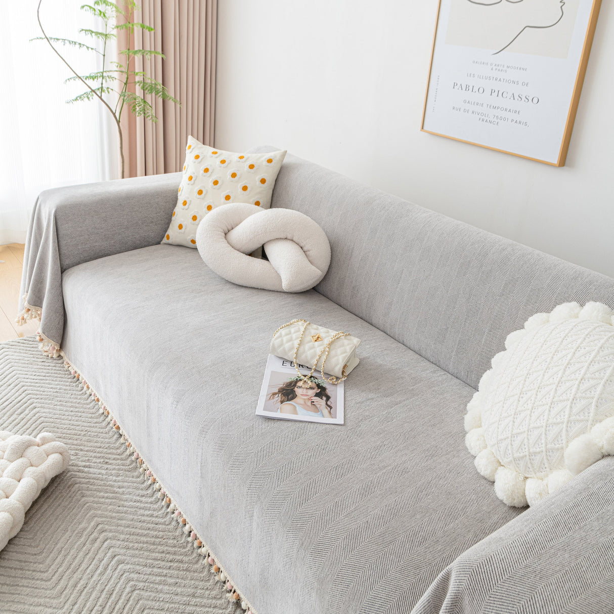 Boho Herringbone Sofa Throw Blanket with Pom Pom Tassels Stylish Furniture Slipcover