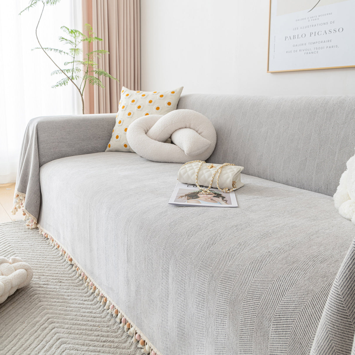 Boho Herringbone Sofa Throw Blanket with Pom Pom Tassels Stylish Furniture Slipcover