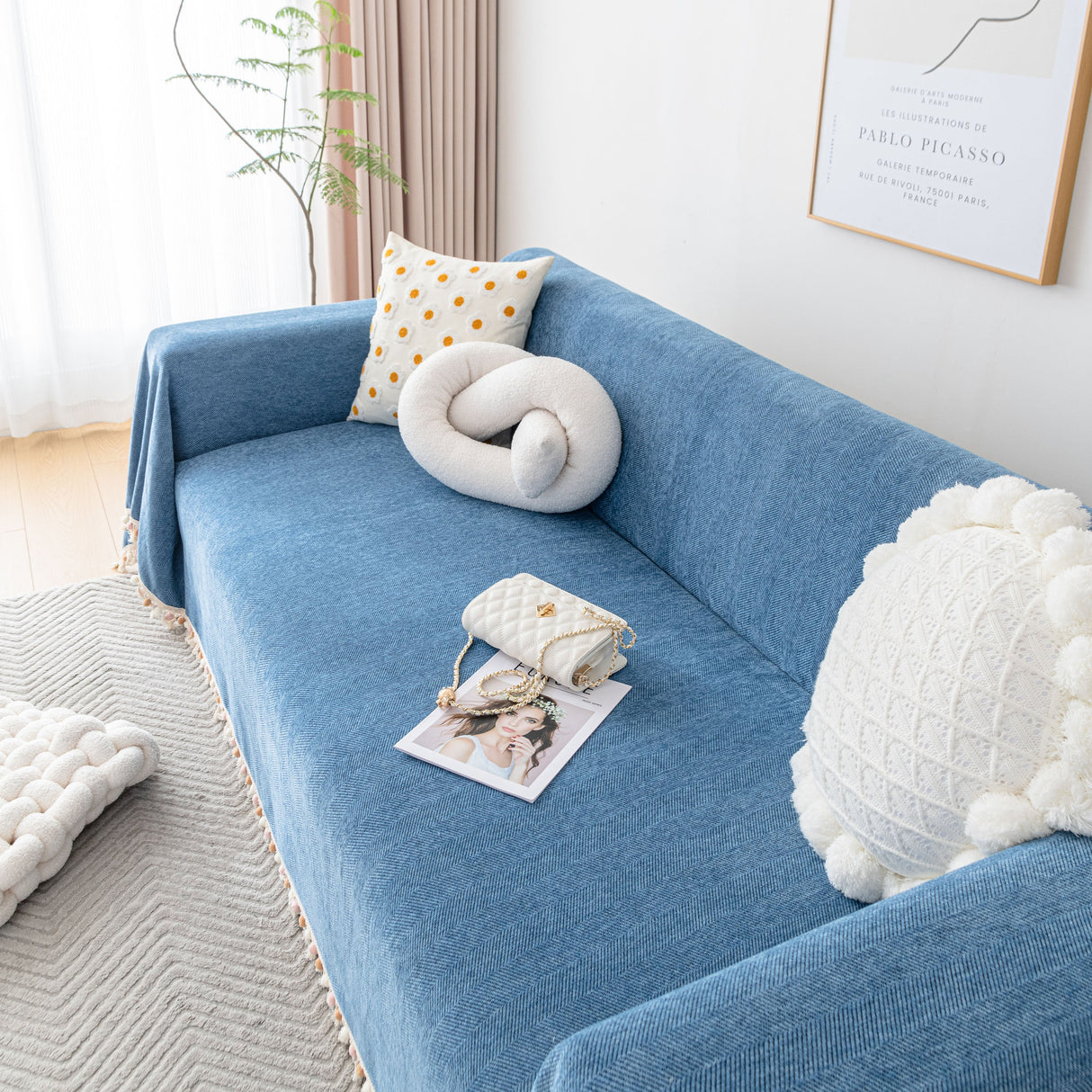 Boho Herringbone Sofa Throw Blanket with Pom Pom Tassels Stylish Furniture Slipcover