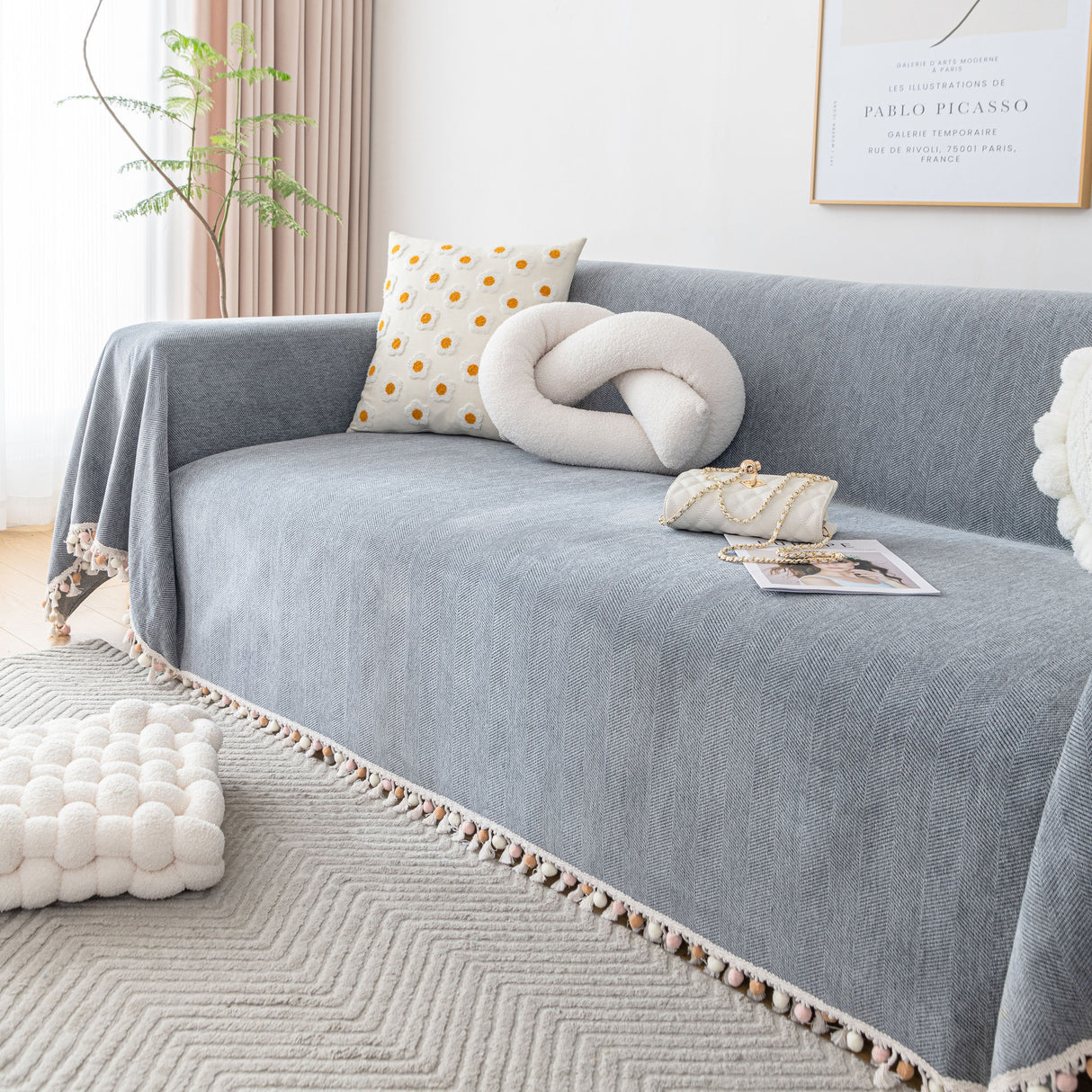 Boho Herringbone Sofa Throw Blanket with Pom Pom Tassels Stylish Furniture Slipcover