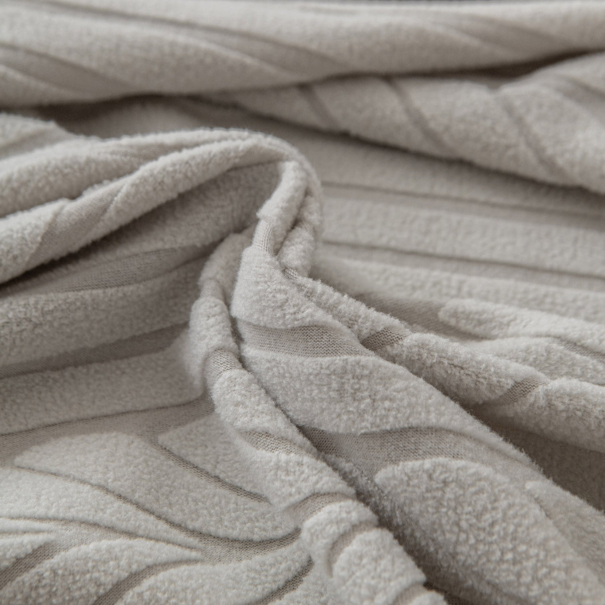 Plush Fleece Sofa Slipcover with 3D Wheat Pattern, Cozy High-Stretch Couch Cover