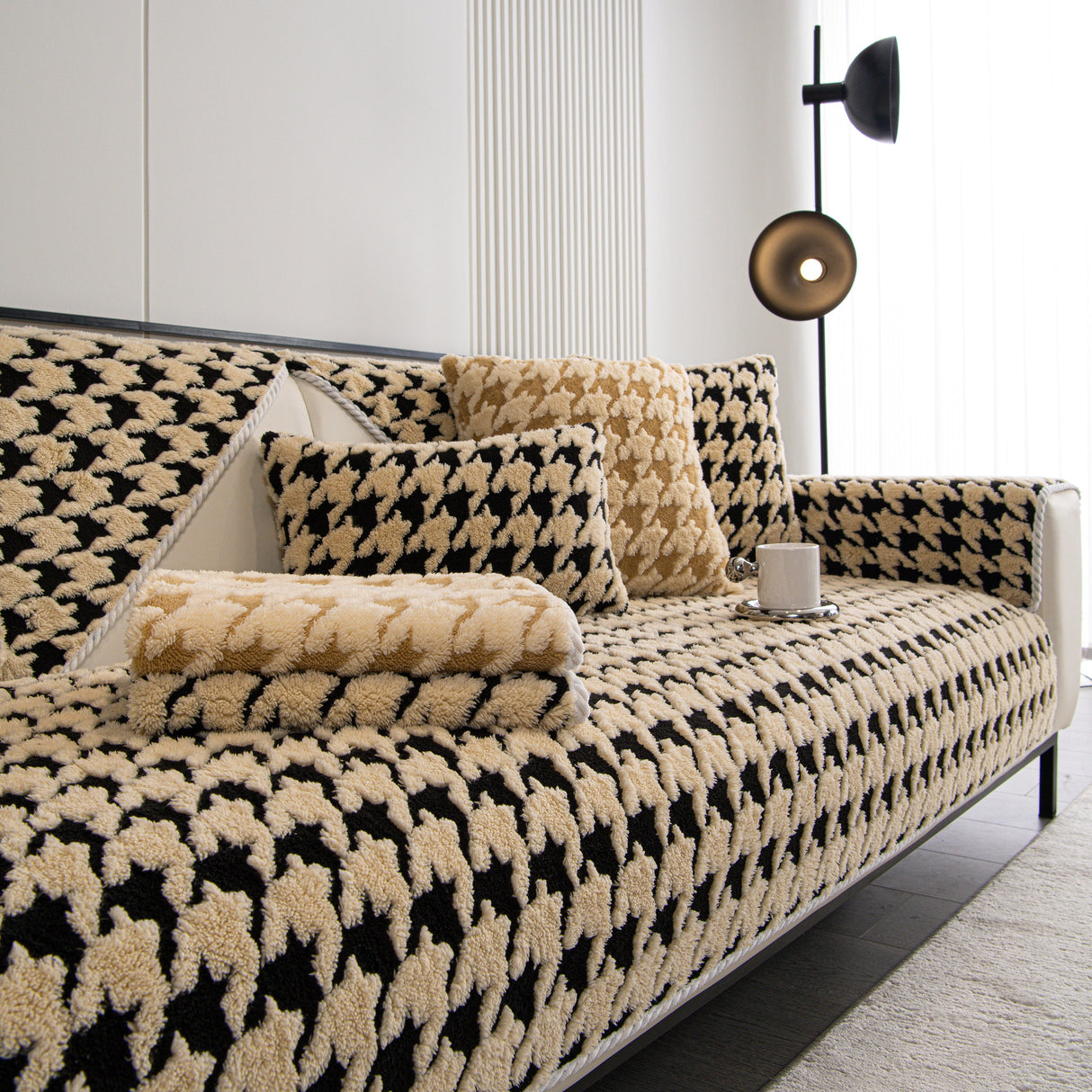 Winter Thickened Sherpa Fleece Houndstooth Sofa Cushion, Non-slip Sofa Cover with Plush