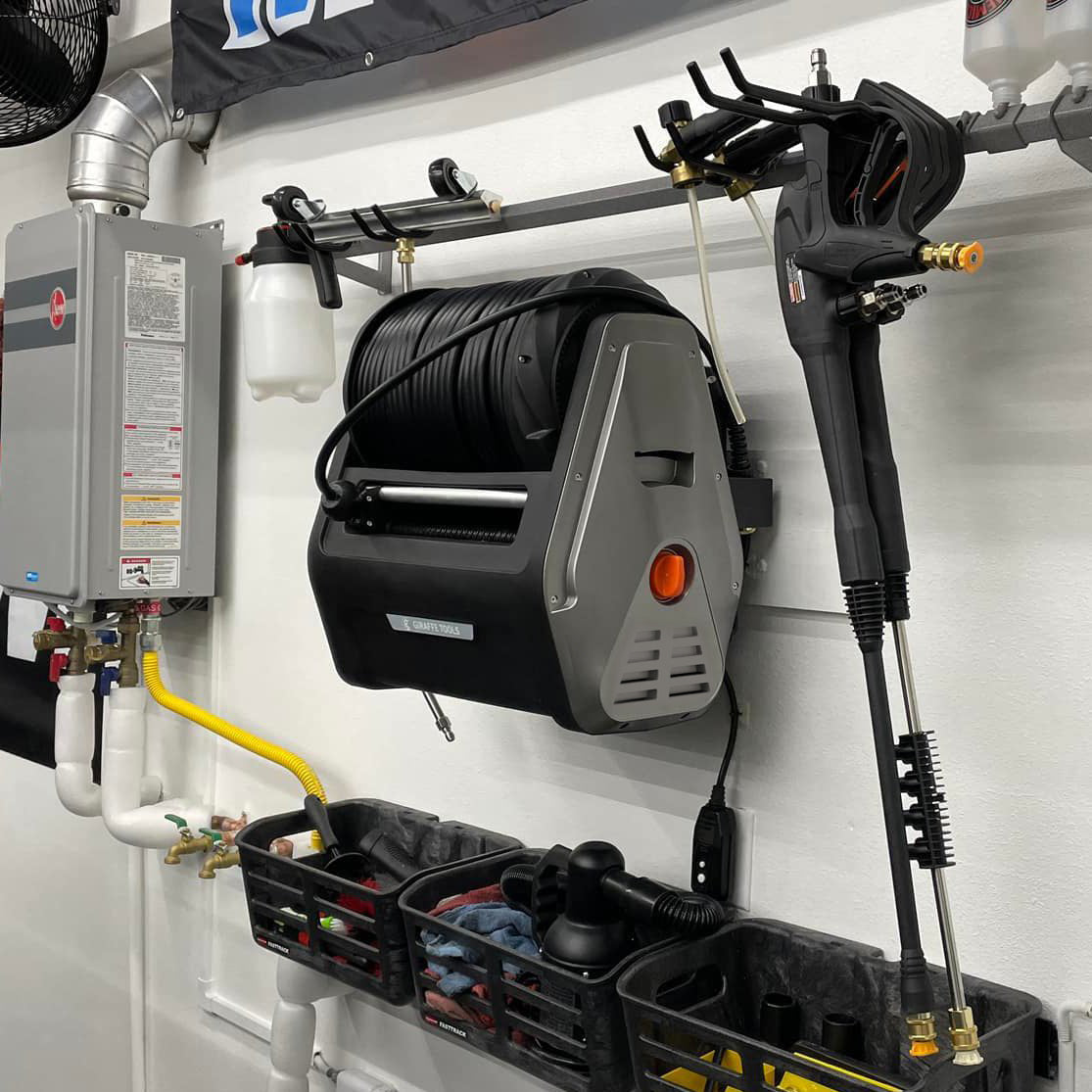 Grandfalls Retractable Pressure Washer Essential