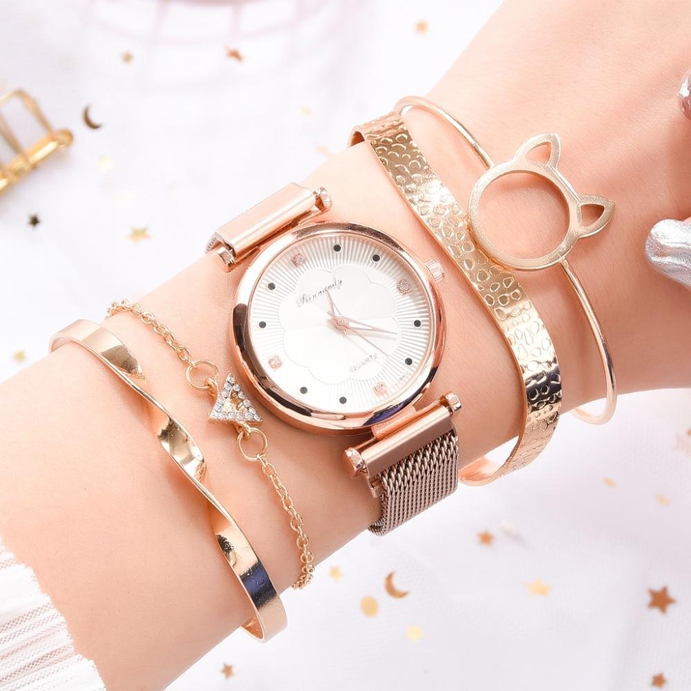 Fashion Set Women Watches Luxury Magnet Buckle Flower Rhinestone Watch Ladies Quartz Wrist Watch WIth Bracelet In Set For Women and Girls