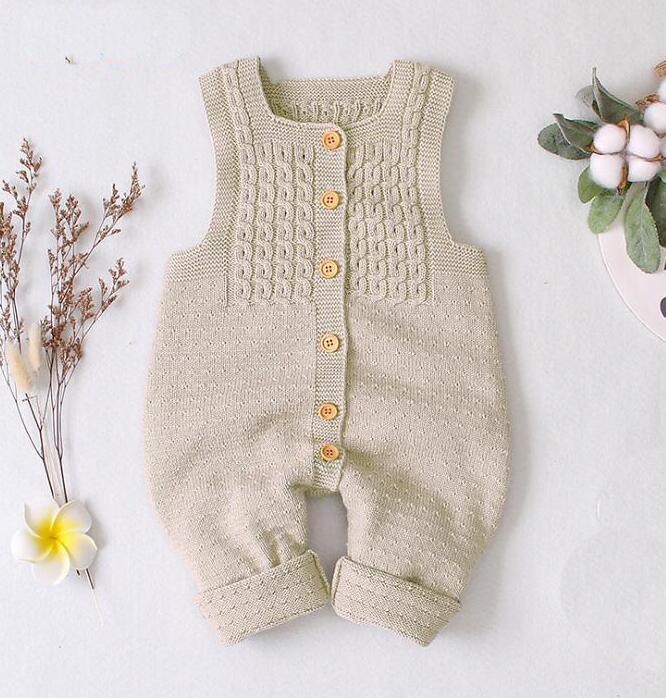 Handmade Baby Knitting Rompers Sleeveless Solid Color Jumpsuit Winter Romper For Girls and Boys In Modern Retro Style