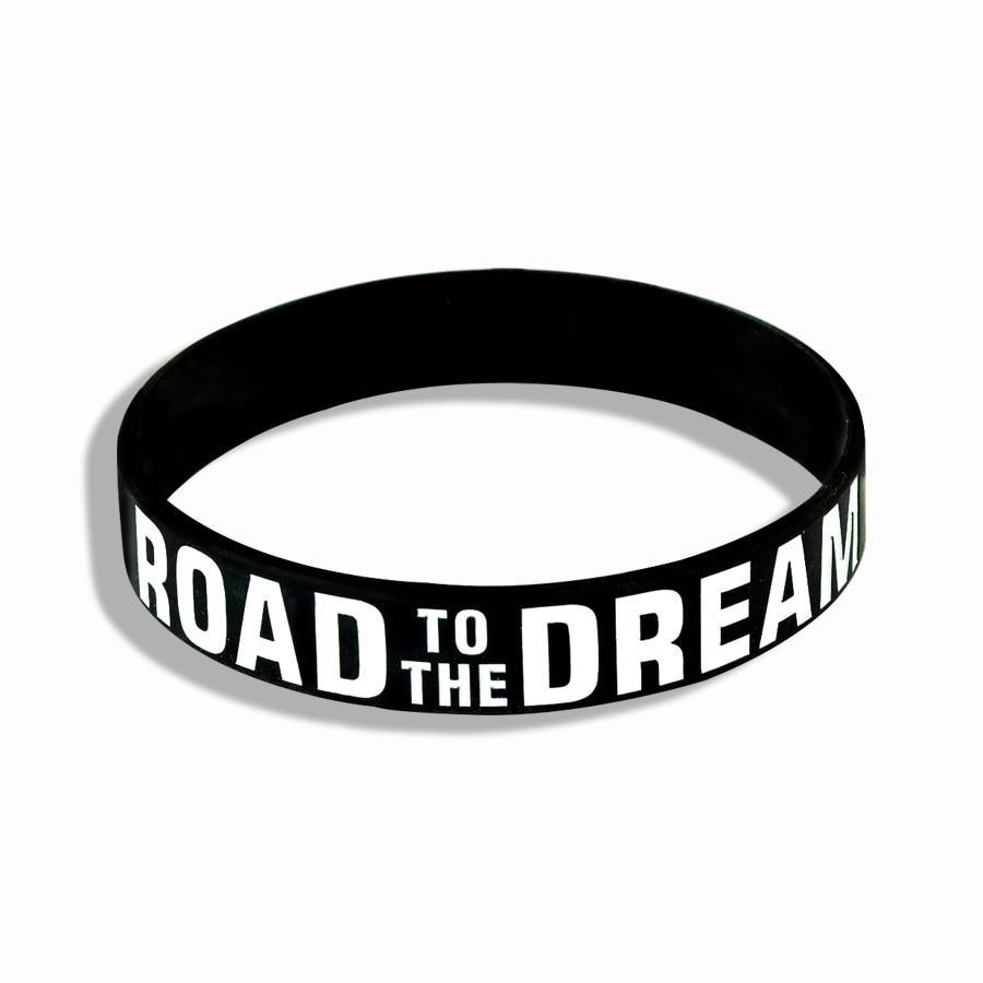 New Trend Motivation "The Road to Dreams" "Never Give Up" Inspirational Silicone Rubber Bracelet Elastic Band Brecelet for Women and Men In Unisex Design