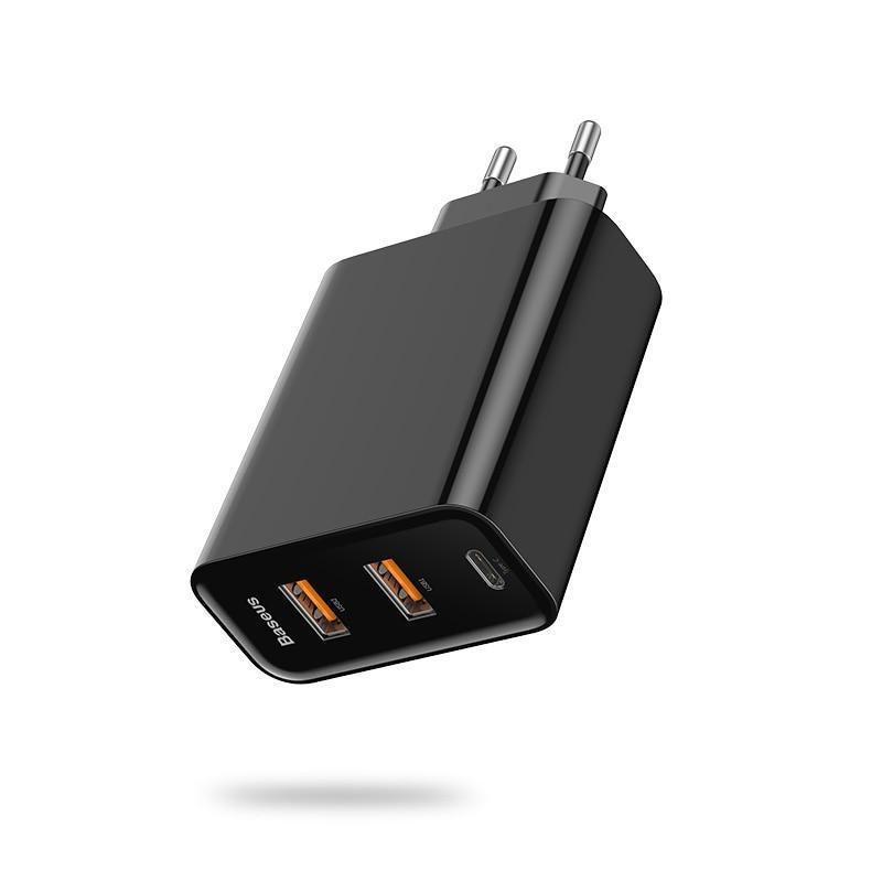 3 Ports USB Fast Charger 60W Support Quick Charge Type-C PD Charger QC 4.0 3.0 Phone Charger