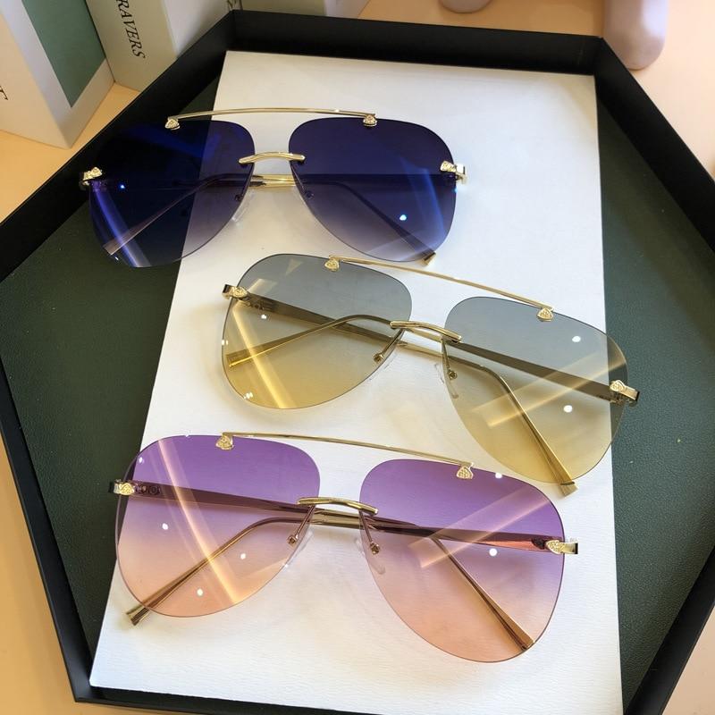 Metal Rimless Sunglasses for Men and Woman Mirror Fashion Trendy Pilot Sun Glasses UV Protector Gradient Eyewear