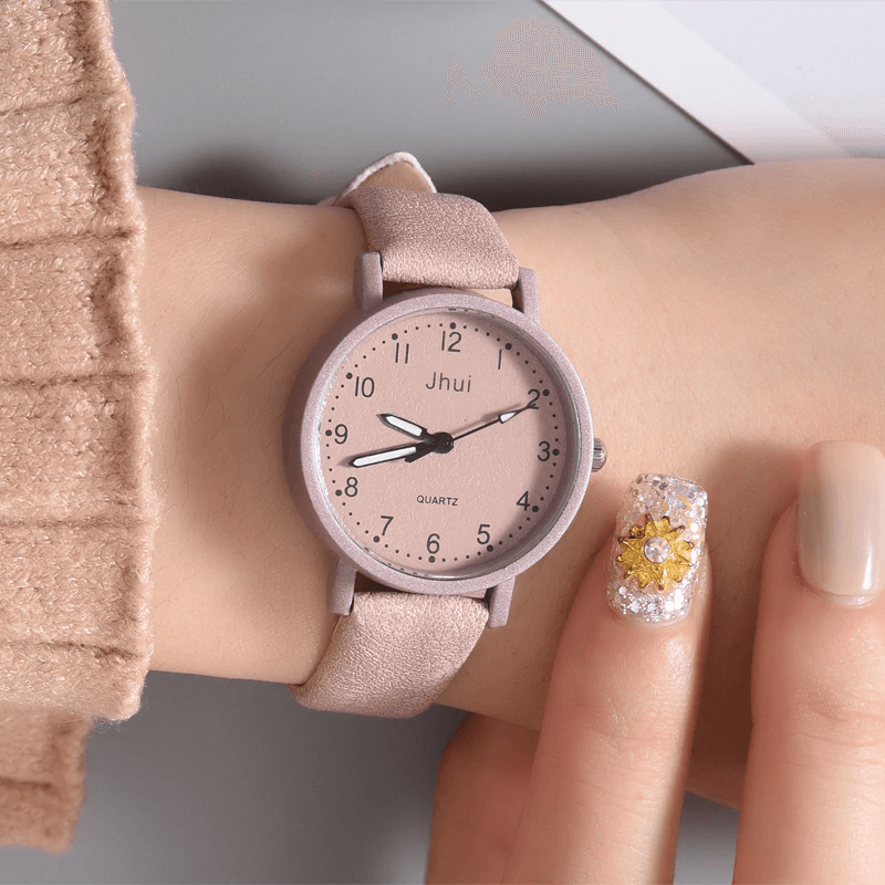 New Women's Fashion Leather Wrist Watch For Women and Ladies Excelent Gift For Women and Girls