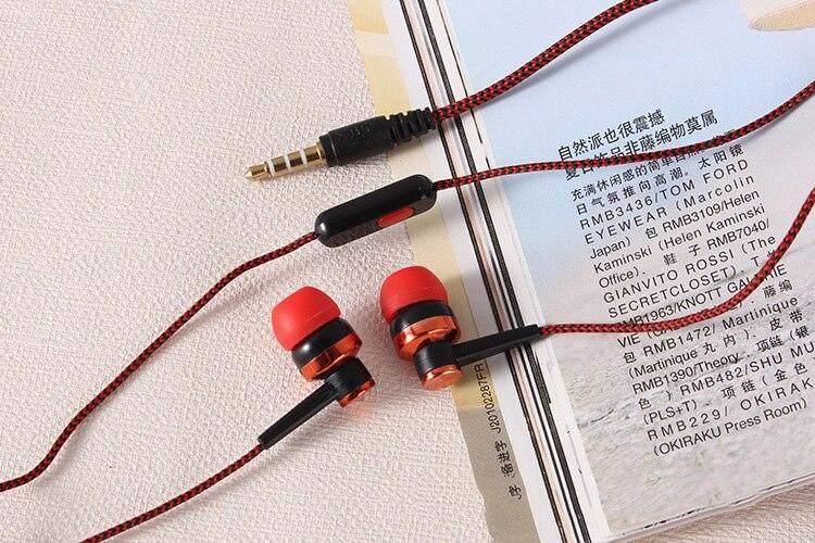 STEVVEX In-ear Braided Wiring Cord Universal Music Subwoofer Earphone Wheat Wire Earphone For Smart Phone and Android Mobile Phone