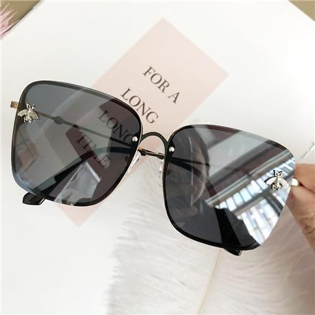 Popular brand Oversize Square Sunglasses For Women and Ladies Luxury Driving Superstar Designer Sunglasses With Shades and Gradient Glasses With UV400 Protection