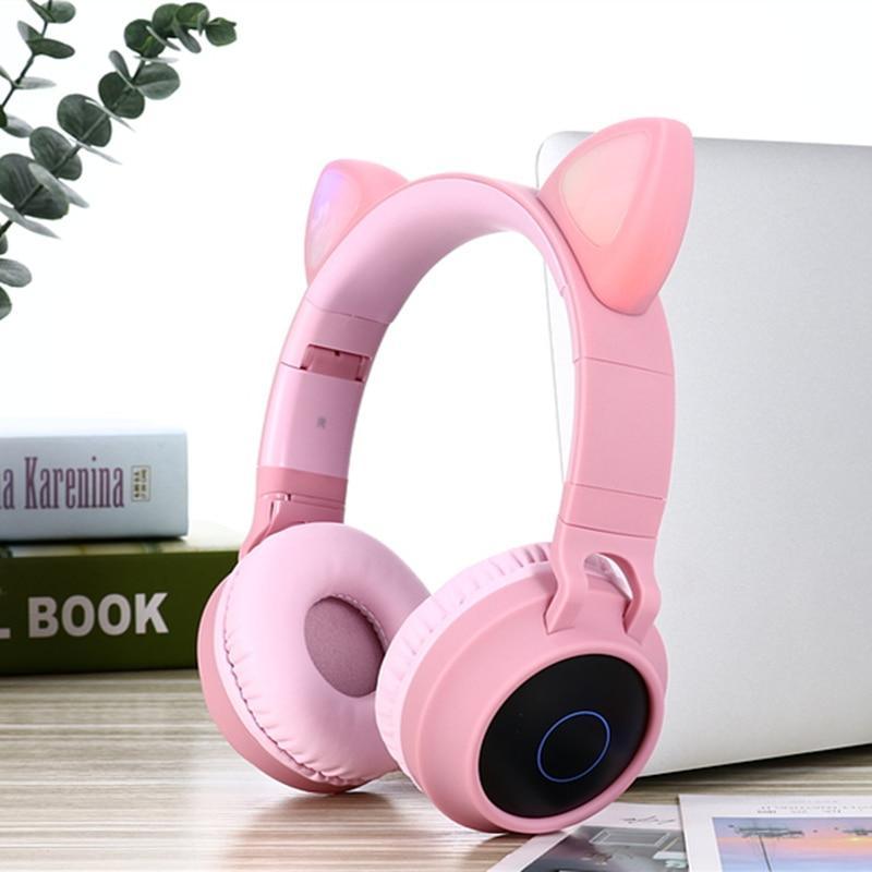 STEVVEX New Luxury Interesting LED Cat Ear Noise Cancelling Headphones Bluetooth 5.0 For Young People and Kids Headset Support TF Card 3.5mm Plug With Mic
