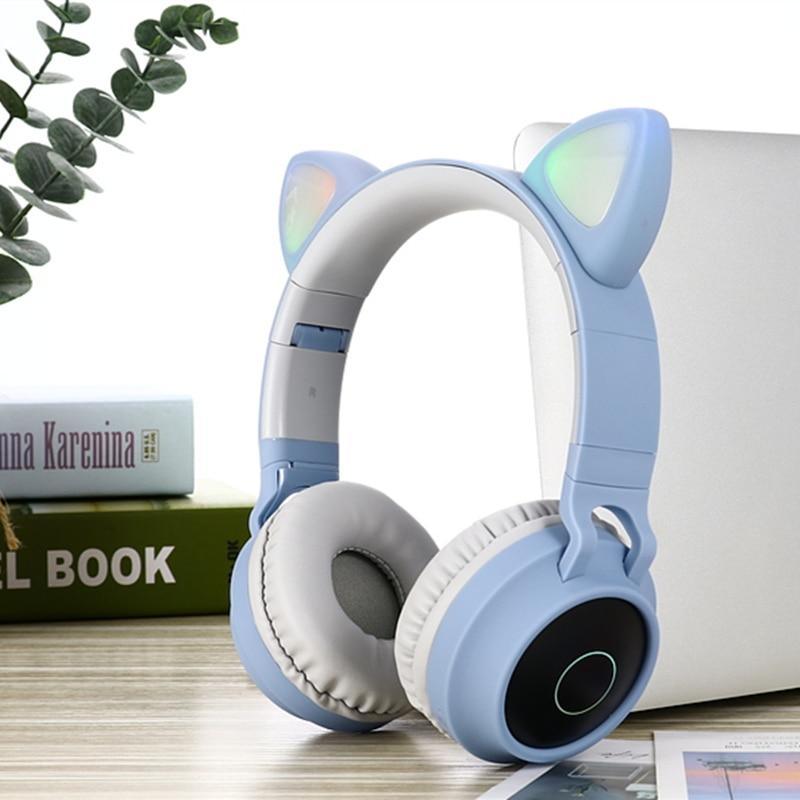 STEVVEX New Luxury Interesting LED Cat Ear Noise Cancelling Headphones Bluetooth 5.0 For Young People and Kids Headset Support TF Card 3.5mm Plug With Mic