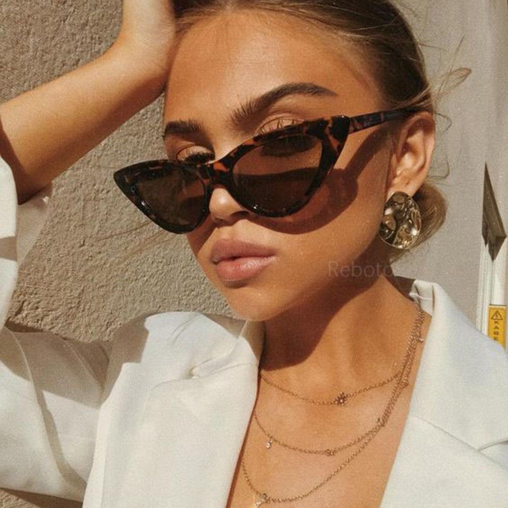 Elegant Cute Retro Cat Eye Sunglasses For Women With Small Black White Triangle Vintage Ladies Sunglasses and UV400 Protection