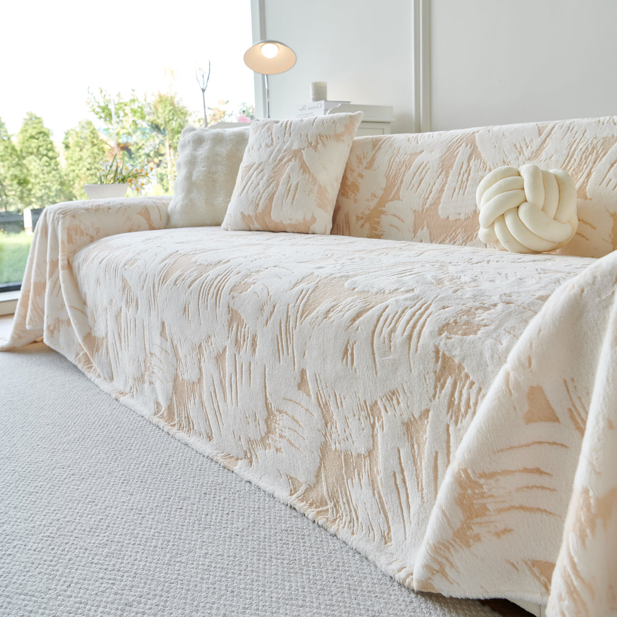 Plush Faux Fur Warm Sofa Cover with Waves Jacquard Textured Throw Blankets for Couch