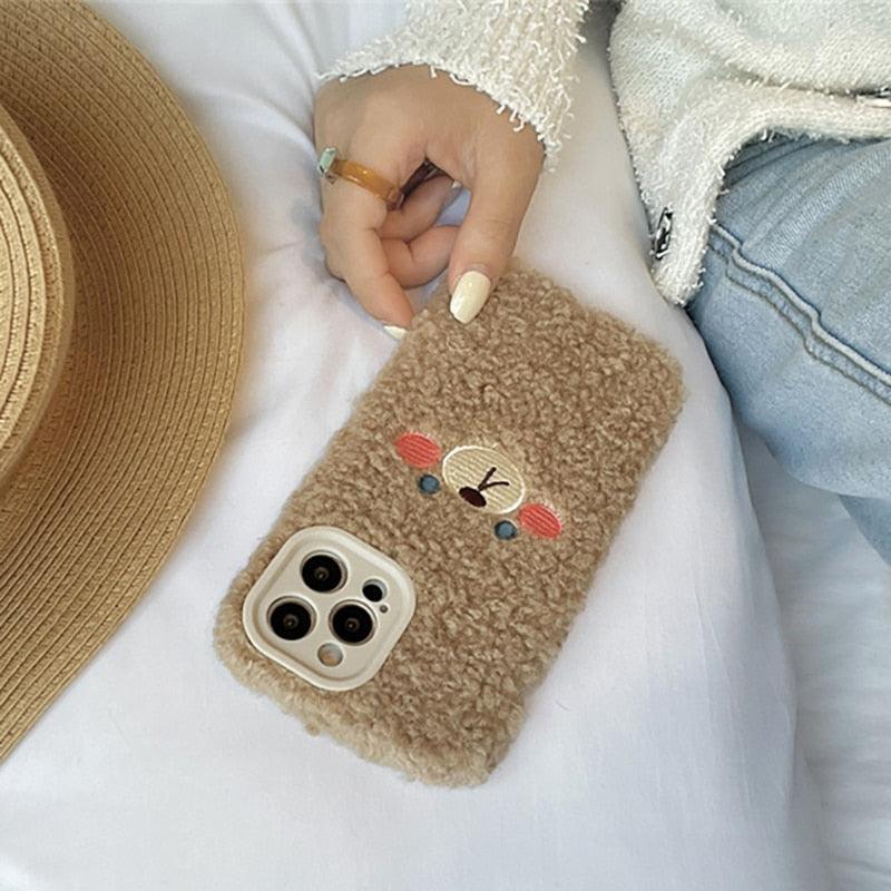 Cute Furry Fluffy Brown Bear Phone Case For iPhone 11 12 13 Pro Max 6 7 8 Plus X XS Max XR SE 2020 Winter Plush Warm Soft Cover Autumn and Winter Shockproof Full Case Cover