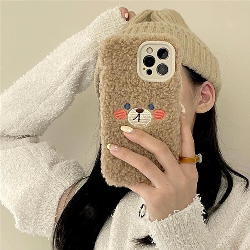 Cute Furry Fluffy Brown Bear Phone Case For iPhone 11 12 13 Pro Max 6 7 8 Plus X XS Max XR SE 2020 Winter Plush Warm Soft Cover Autumn and Winter Shockproof Full Case Cover