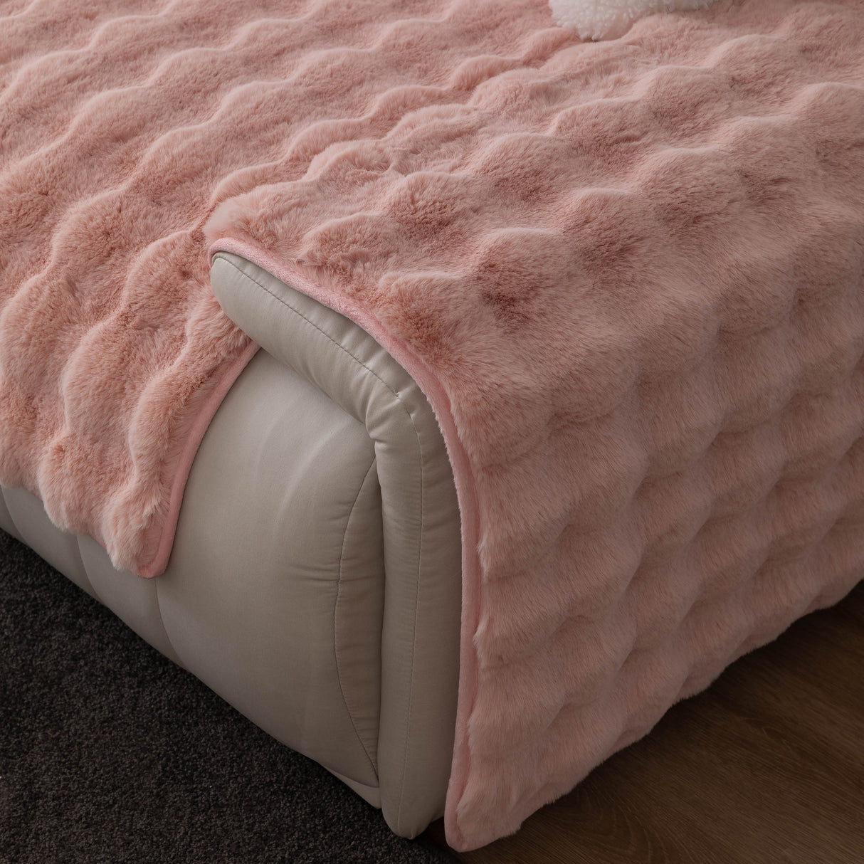 Thick Sofa Cushion Solid Color Faux Fur Fluffy Sofa Cushion Non-Slip Couch Covers