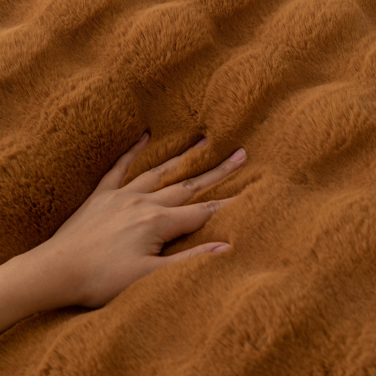 Thick Sofa Cushion Solid Color Faux Fur Fluffy Sofa Cushion Non-Slip Couch Covers