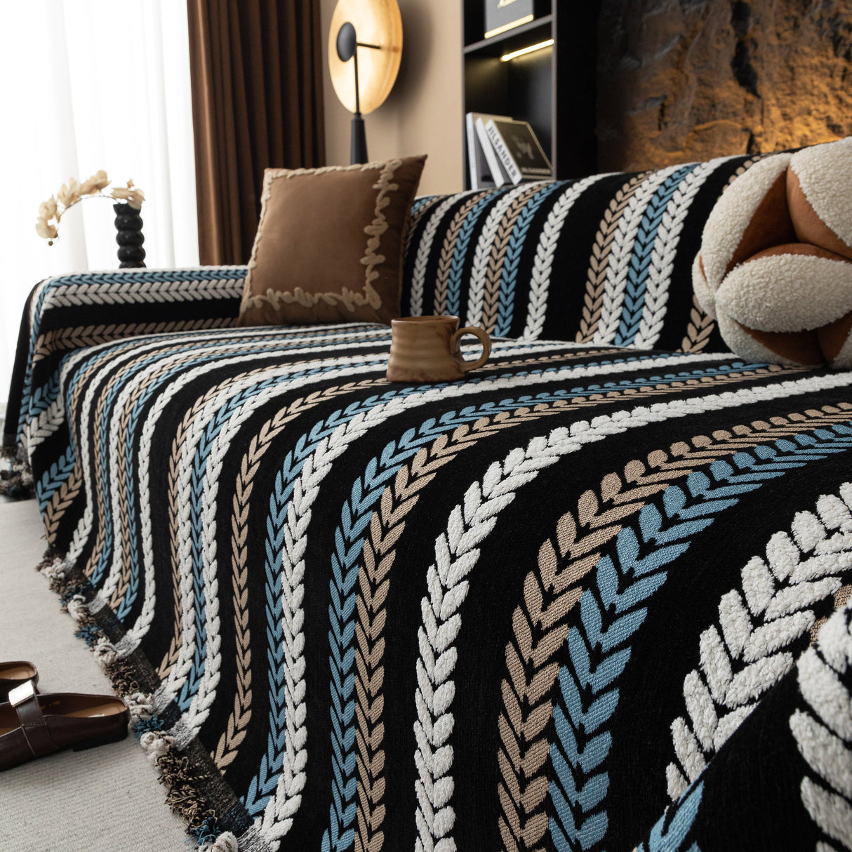 Cozy Decorative Throw Blanket for Couches, Boho Plush Woven Sofa Cover with Stripes