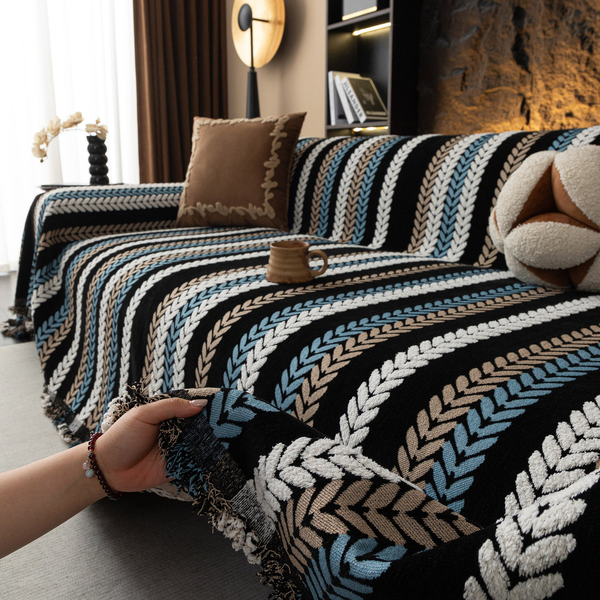 Cozy Decorative Throw Blanket for Couches, Boho Plush Woven Sofa Cover with Stripes