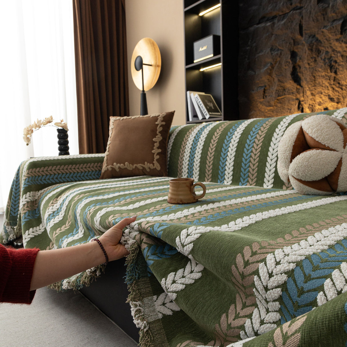 Cozy Decorative Throw Blanket for Couches, Boho Plush Woven Sofa Cover with Stripes