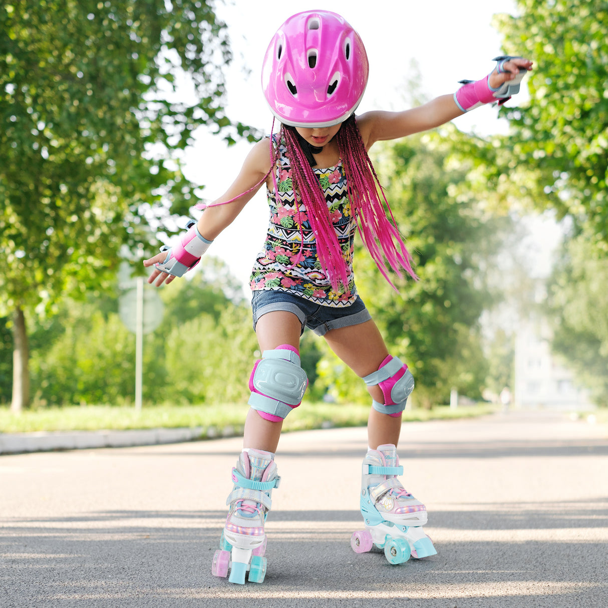 Kids Roller Skates 4 Sizes Adjustable Quad Skates with Light-up Wheels and Safety Protection-Navy