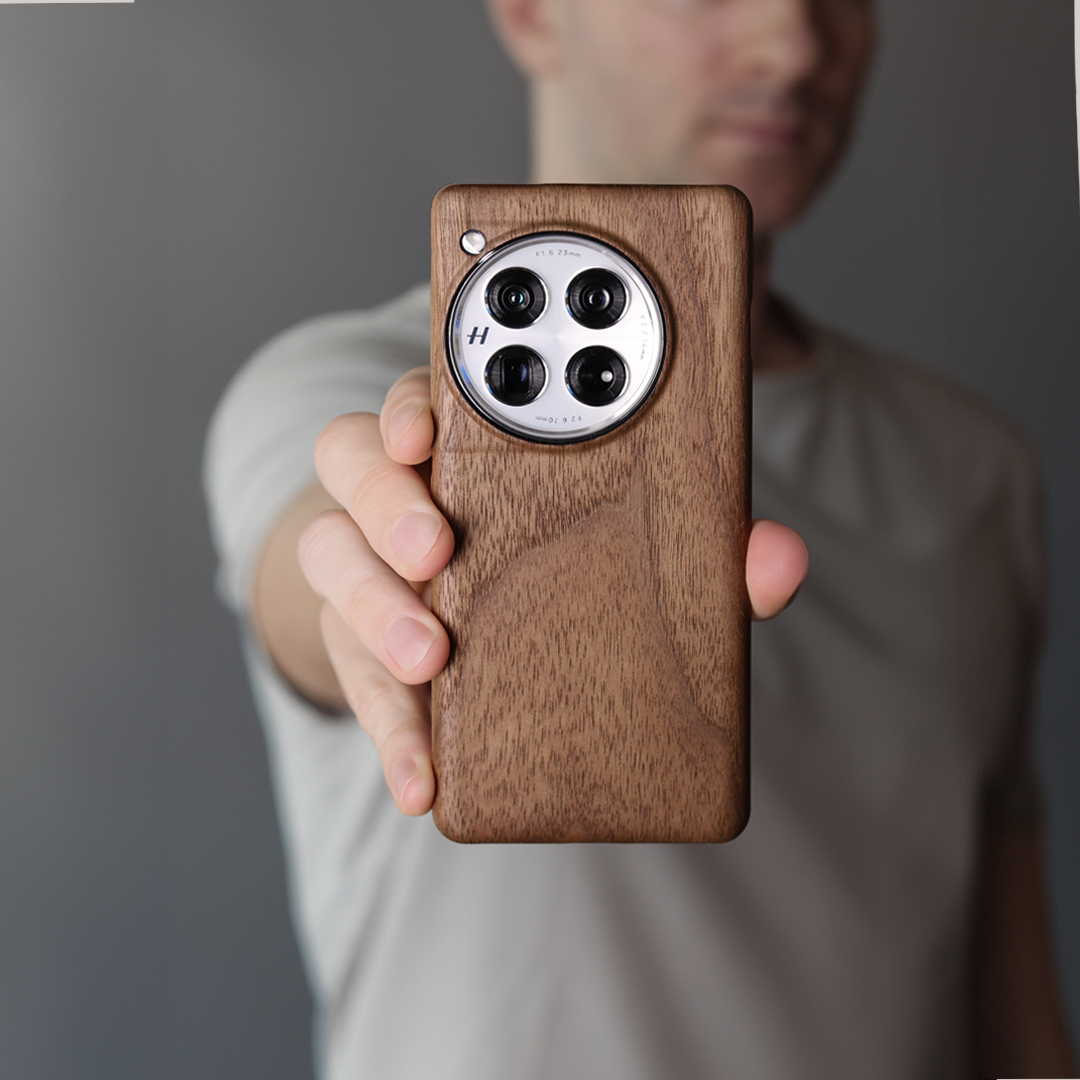 Slim Wood OnePlus Case by Komodoty