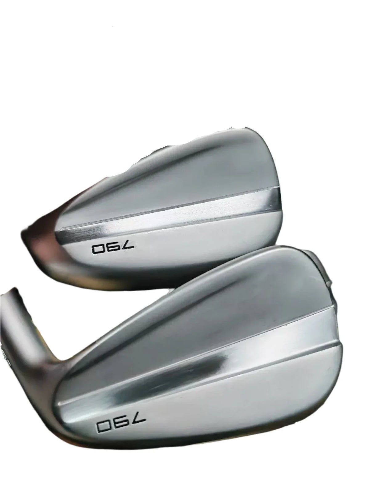 7-Piece Golf Iron Set: Silver 4-9P R/S Flex