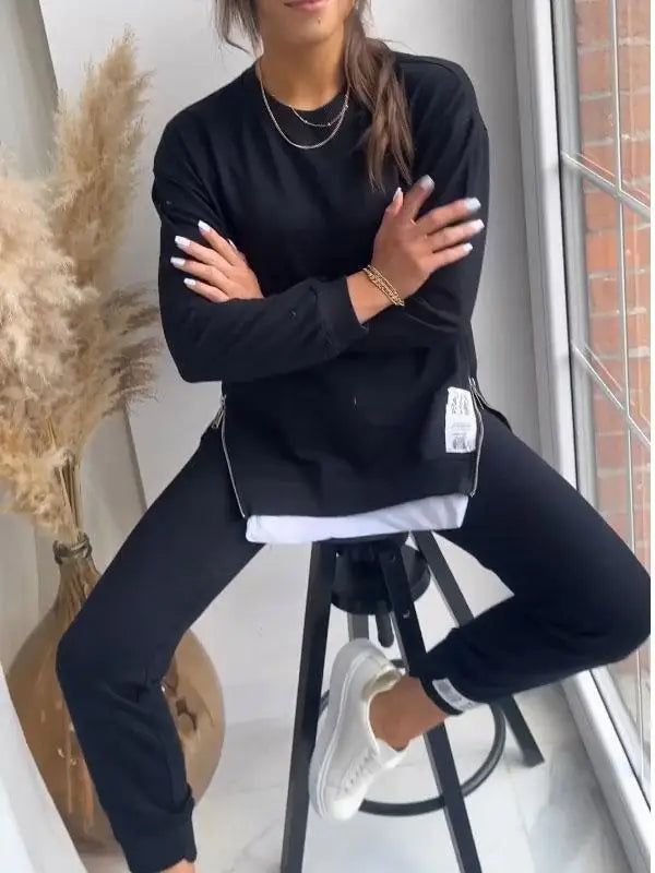 Effortless Chic Women's 2 Piece Hoodie Set