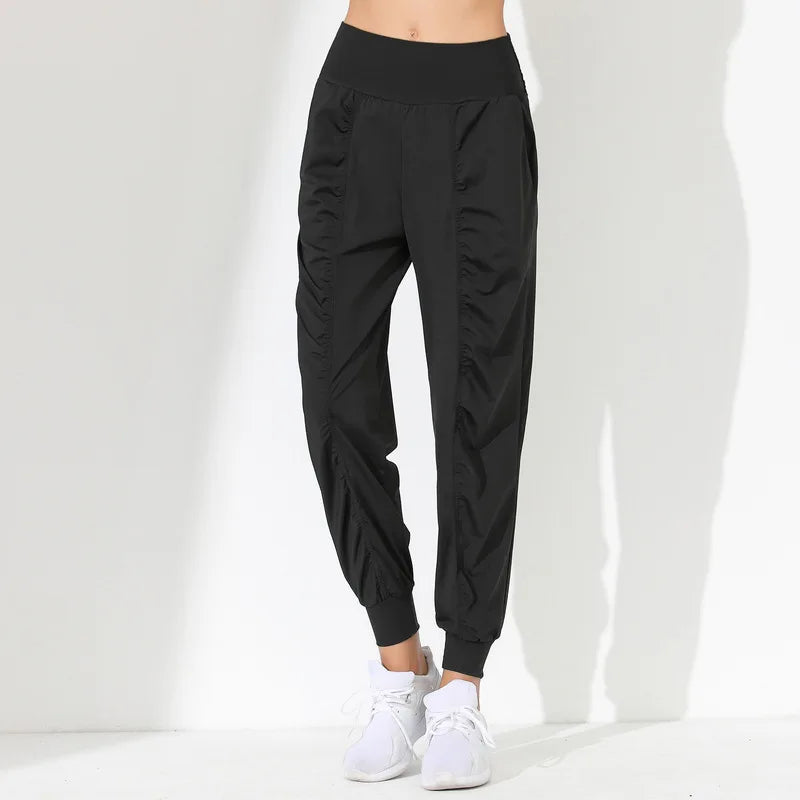Lightweight Breathable Yoga Pants with Pockets