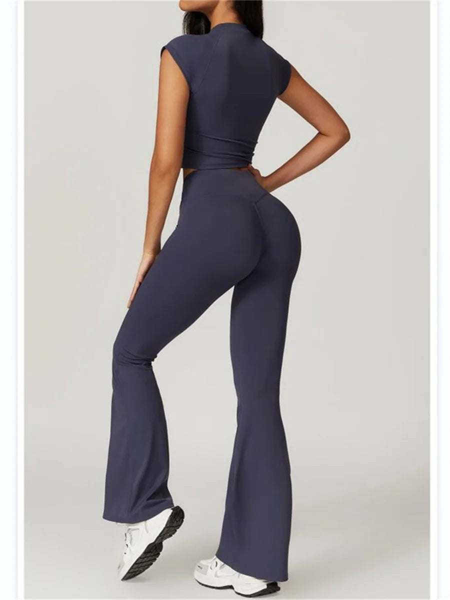 Stylish and Supportive Yoga Set for Women